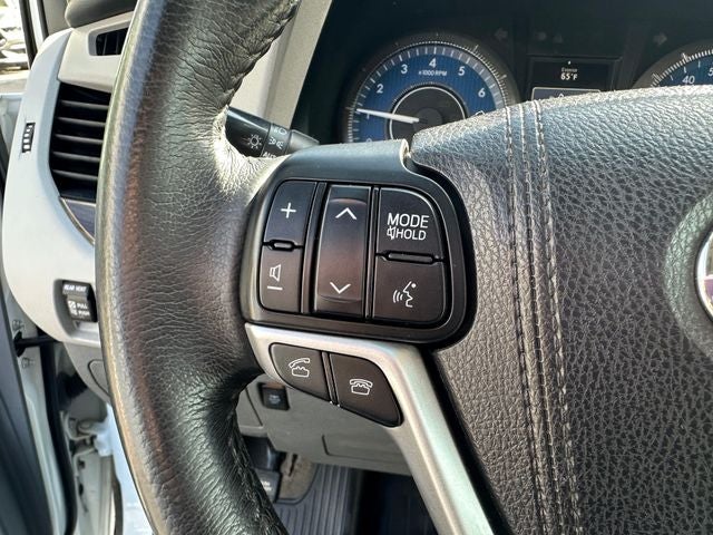 2017 Toyota Sienna XLE 7 Passenger