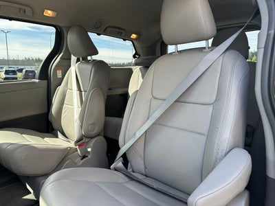 2017 Toyota Sienna XLE 7 Passenger
