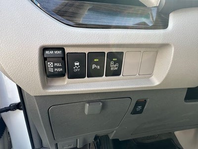 2017 Toyota Sienna XLE 7 Passenger