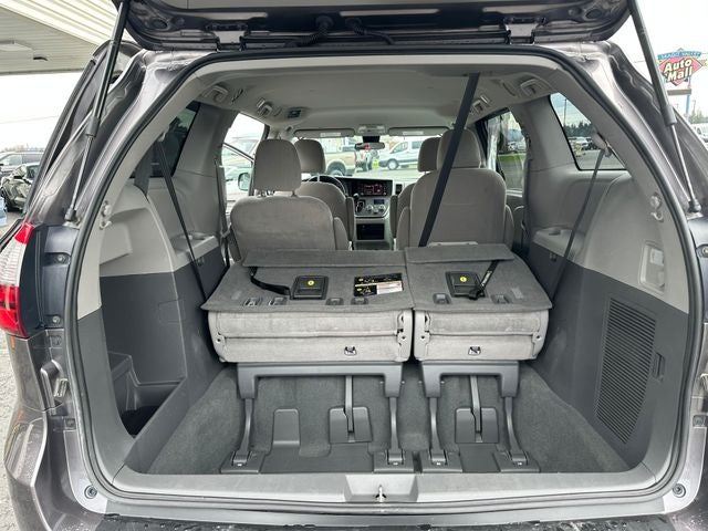 2020 Toyota Sienna L 7 Passenger