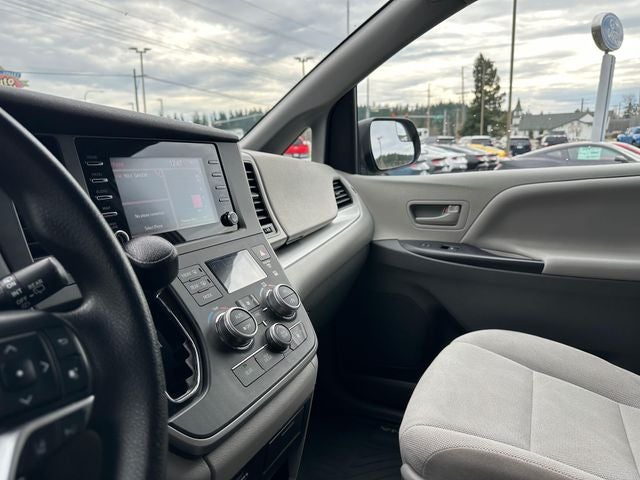 2020 Toyota Sienna L 7 Passenger
