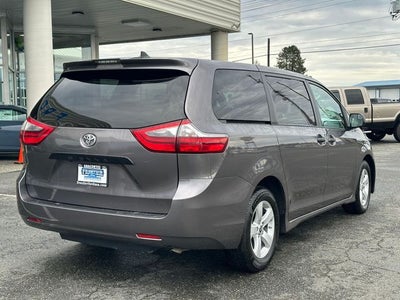 2020 Toyota Sienna L 7 Passenger