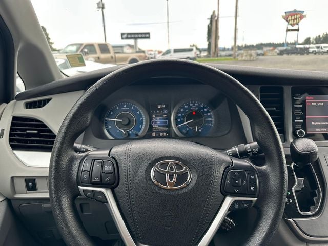 2020 Toyota Sienna L 7 Passenger