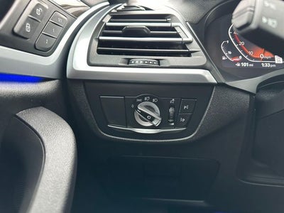 2025 BMW X4 xDrive30i