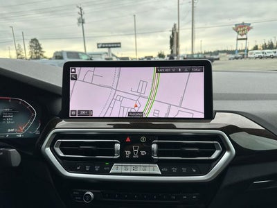 2025 BMW X4 xDrive30i