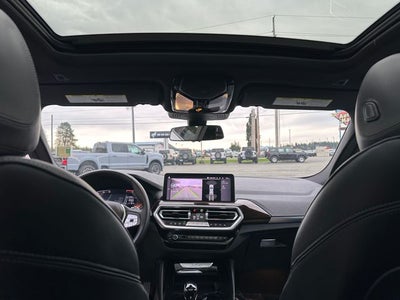 2025 BMW X4 xDrive30i