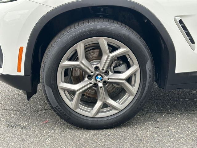 2025 BMW X4 xDrive30i