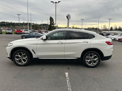 2025 BMW X4 xDrive30i