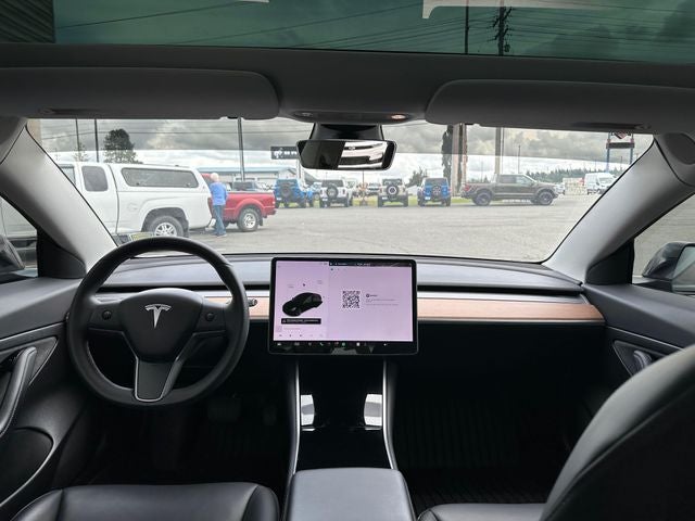 2020 Tesla Model 3 Standard Range Plus