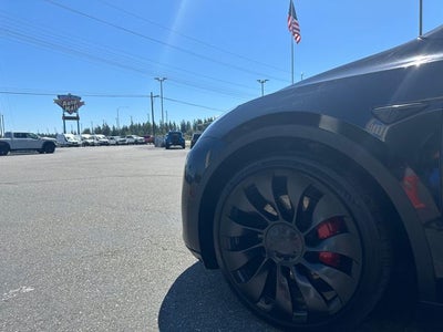 2023 Tesla Model Y Performance
