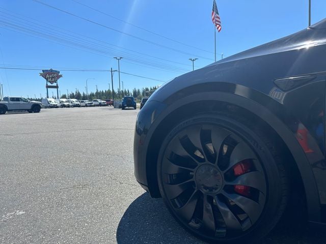 2023 Tesla Model Y Performance