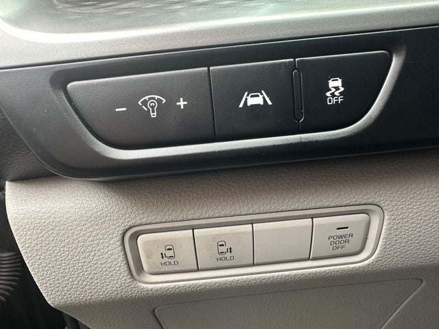 2022 Kia Carnival LXS