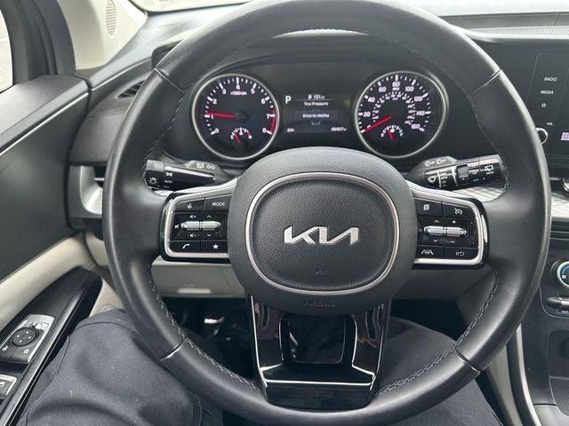 2022 Kia Carnival LXS