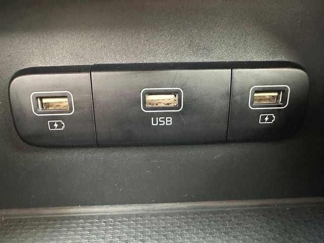 2022 Kia Carnival LXS