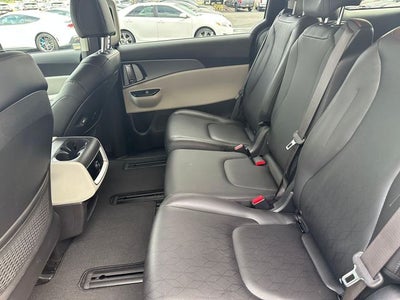 2022 Kia Carnival LXS