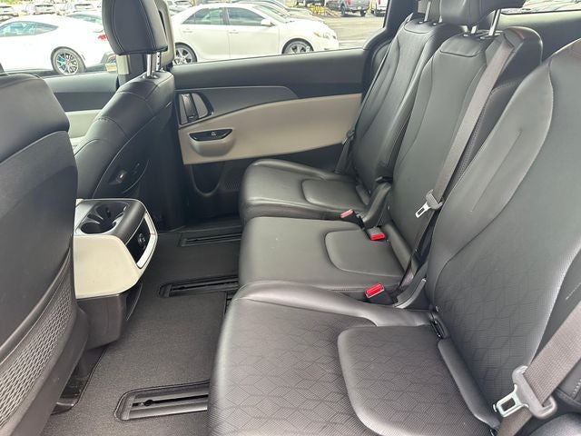 2022 Kia Carnival LXS
