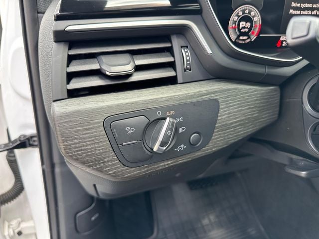 2023 Audi A4 45 S line Premium Plus quattro