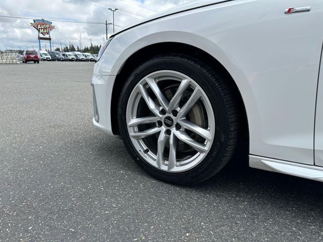 2023 Audi A4 45 S line Premium Plus quattro