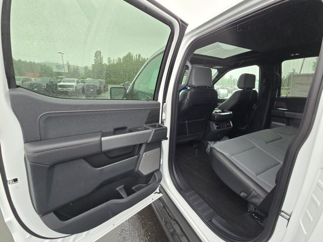 2025 Ford F-150 Lightning Lariat®