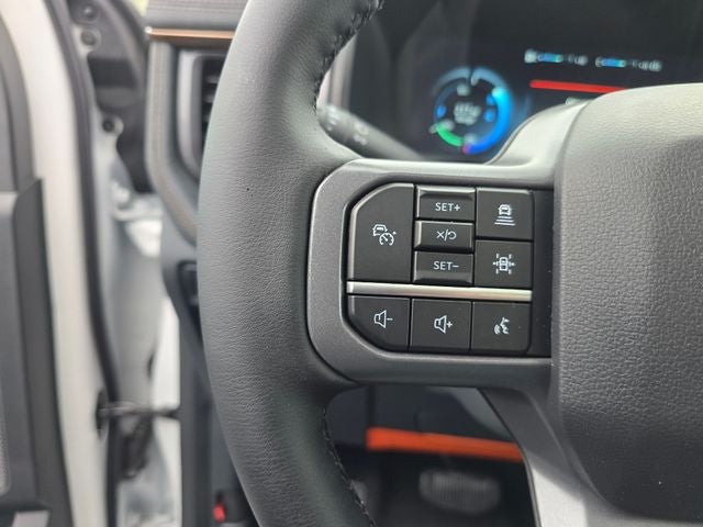 2025 Ford F-150 Lightning Lariat®