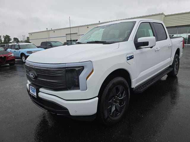 2025 Ford F-150 Lightning Lariat®