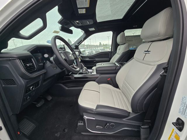 2025 Ford F-150 Lightning Platinum®